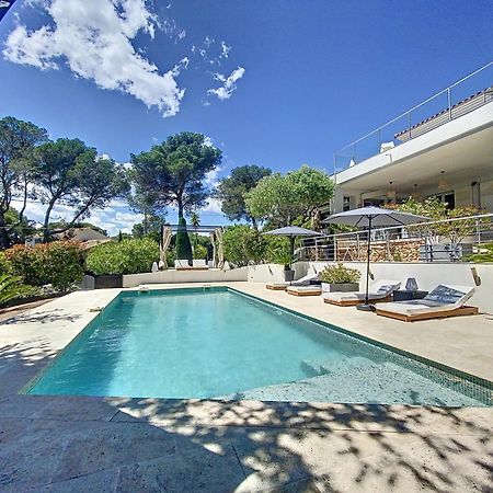 Villa A L'Etage Avec Piscine Proche Bord De Mer Saint-Raphaël Exterior foto